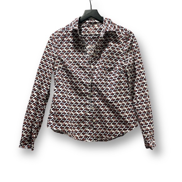 Boden Tops - Boden "The Classic" Buttondown shirt